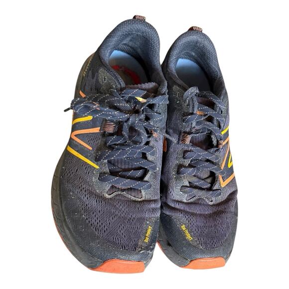 NEW BALANCE  FRESH FOAM X HIERRO V7 ATHLETIC RUNNING SHOE GREY ORANGE men's 9 - Picture 1 of 12